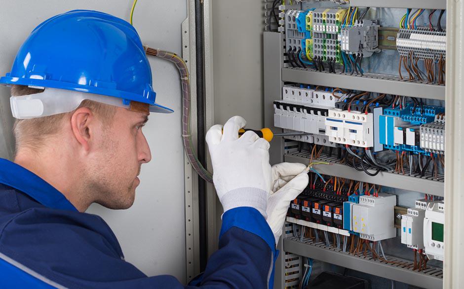 travail électricien Rungis