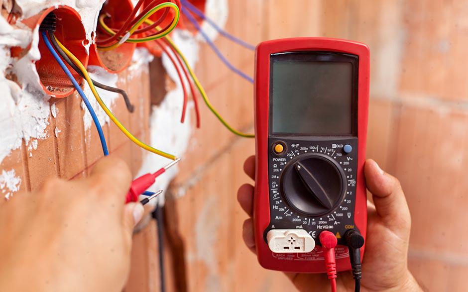tarif horaire d'un électricien Charenton-le-Pont
